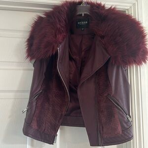 Guess woman’s vest